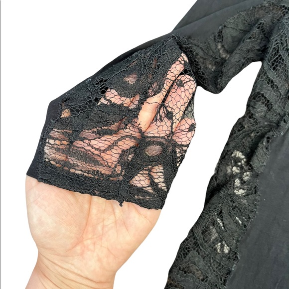 Emilio Pucci Black Top with Lace Detail - Picture 3 of 3